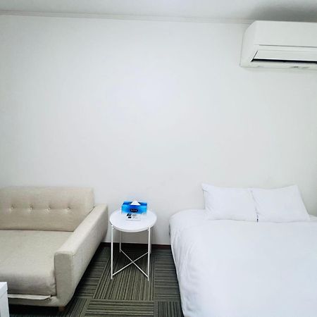 Pusu Okubo Apartment Tokyo Exterior photo