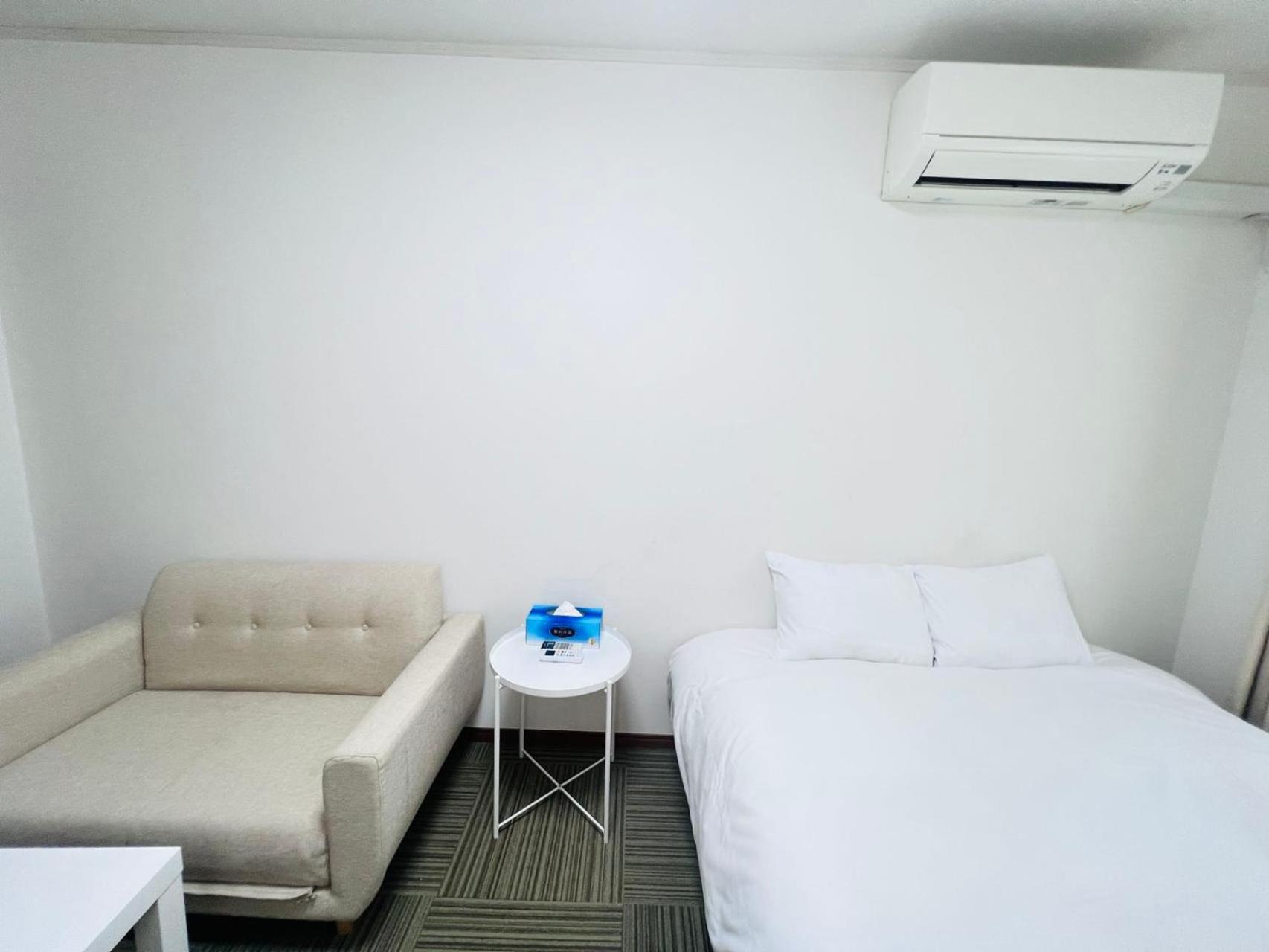 Pusu Okubo Apartment Tokyo Exterior photo